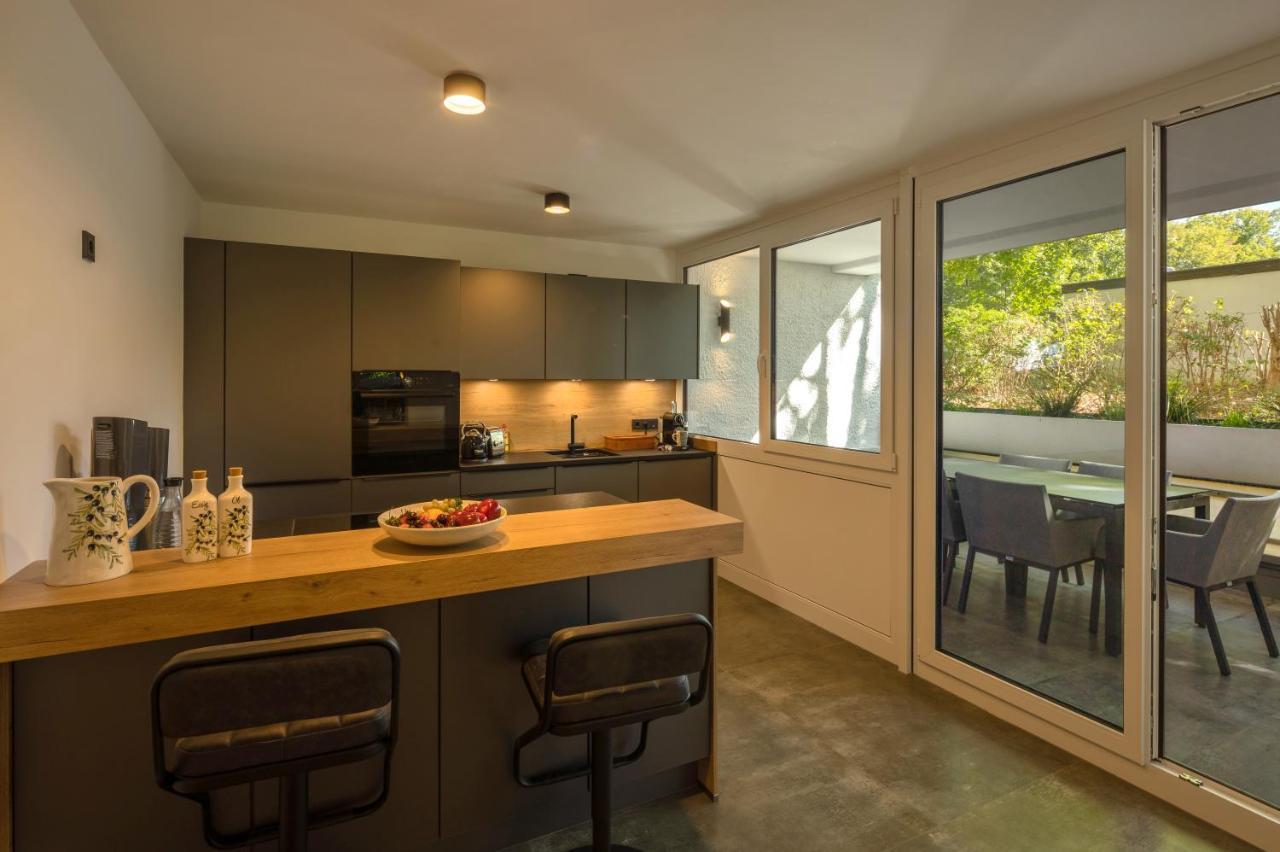Sweethome - Luxus Pur - Grosse Kueche, 2 Baeder, 2 Terrassen Ottobrunn Exterior foto